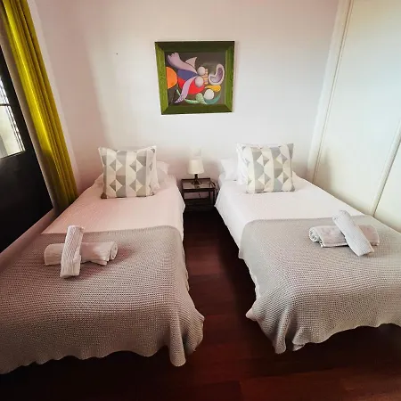 Casa Lola Feriehus *